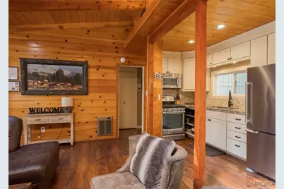 405 Sugarloaf Boulevard, Big Bear City, CA 92314 - Photo 8