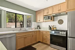 27808 Alpen Dr, Lake Arrowhead, CA 92352 - Photo 10