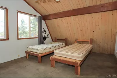 1092 Dumas Lane, Big Bear City, CA 92314 - Photo 20
