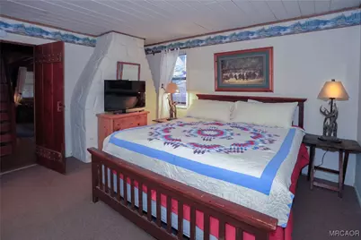 42690 Sonoma Drive, Big Bear Lake, CA 92315 - Photo 8