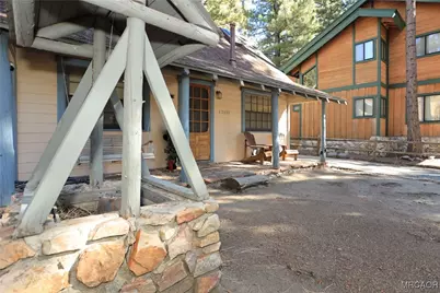 42690 Sonoma Drive, Big Bear Lake, CA 92315 - Photo 34