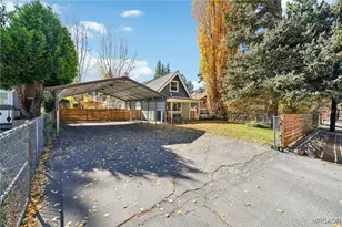 1026 W Country Club Blvd, Big Bear City, CA 92314 - Photo 2