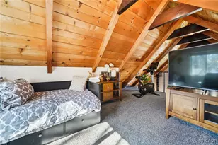 1026 W Country Club Blvd, Big Bear City, CA 92314 - Photo 18