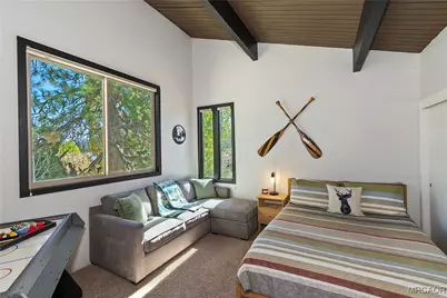 39343 Aurora Road, Big Bear Lake, CA 92315 - Photo 32