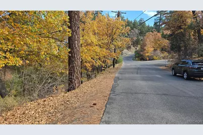 1000 Butte Avenue, Big Bear City, CA 92314 - Photo 12