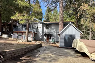 31120 Mountain Oak Dr, Running Springs, CA 92382 - Photo 6