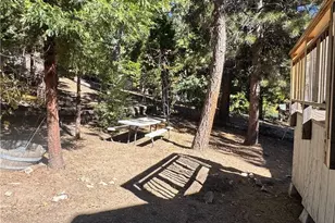 31120 Mountain Oak Dr, Running Springs, CA 92382 - Photo 34