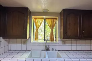 31120 Mountain Oak Dr, Running Springs, CA 92382 - Photo 22