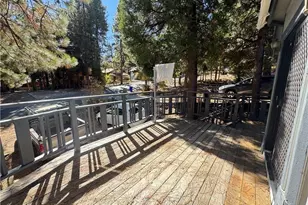 31120 Mountain Oak Dr, Running Springs, CA 92382 - Photo 38