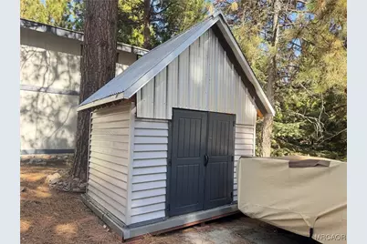 31120 Mountain Oak Drive, Running Springs, CA 92382 - Photo 42