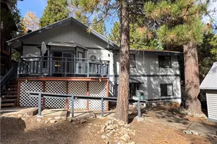 31120 Mountain Oak Dr, Running Springs, CA 92382 - Photo 2