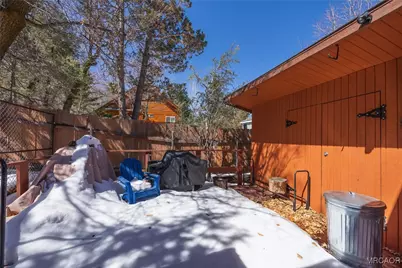 742 Cedar Lane, Sugarloaf, CA 92386 - Photo 18