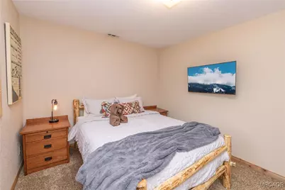 620 Villa Grove Avenue, Big Bear Lake, CA 92315 - Photo 22