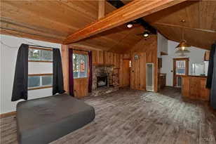 305 Wabash Ln, Sugarloaf, CA 92386 - Photo 4