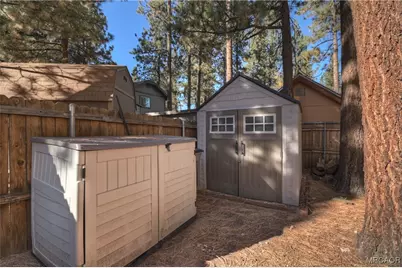 596 Summit Boulevard #A & B, Big Bear Lake, CA 92315 - Photo 38