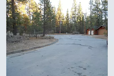 1115 Elmwood Place, Big Bear City, CA 92314 - Photo 14