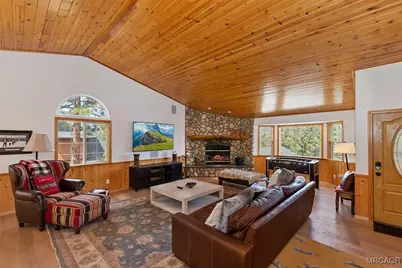 42369 Eagle Ridge Drive, Big Bear Lake, CA 92315 - Photo 10