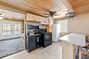 44361 Silver Pine Rd, Sugarloaf, CA 92386 - Photo 8