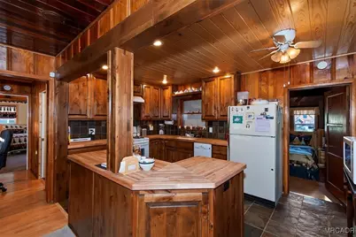 40226 Guinan Lane, Big Bear Lake, CA 92315 - Photo 8