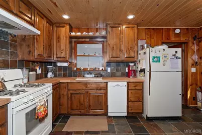 40226 Guinan Lane, Big Bear Lake, CA 92315 - Photo 10