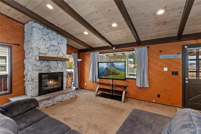 1066 Paradise Way, Big Bear City, CA 92314 - Photo 14