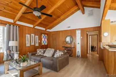 936 Wendy Avenue, Big Bear City, CA 92314 - Photo 6