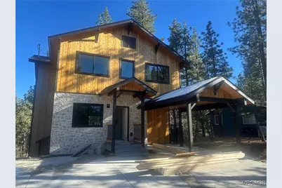 526 Woodside Drive, Big Bear City, CA 92314 - Photo 2