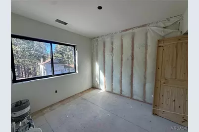 526 Woodside Drive, Big Bear City, CA 92314 - Photo 10