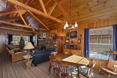 42547 Cedar Avenue, Big Bear Lake, CA 92315 - Photo 10