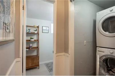 1037 Sequoia Drive, Big Bear City, CA 92314 - Photo 20