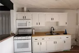 532 E Meadow Ln, Big Bear City, CA 92314 - Photo 6