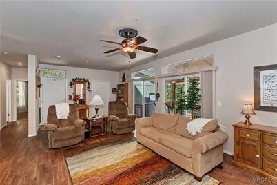 775 Riverside Avenue, Sugarloaf, CA 92386 - Photo 10