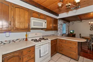 30580 Live Oak Dr, Running Springs, CA 92382 - Photo 14