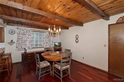 30580 Live Oak Drive, Running Springs, CA 92382 - Photo 10