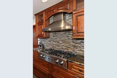 26621 Thunderbird Drive, Lake Arrowhead, CA 92391 - Photo 16