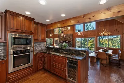 26621 Thunderbird Drive, Lake Arrowhead, CA 92391 - Photo 16