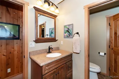 26621 Thunderbird Drive, Lake Arrowhead, CA 92391 - Photo 40