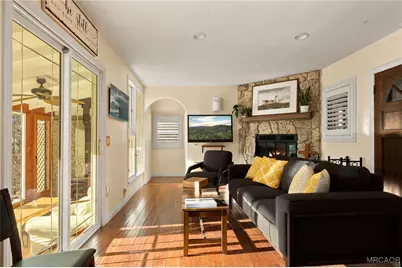 31967 Pine Cone Drive, Running Springs, CA 92382 - Photo 4