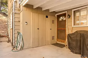 31967 Pine Cone Dr, Running Springs, CA 92382 - Photo 2