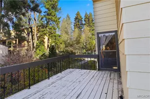 27657 Peninsula Dr, Lake Arrowhead, CA 92352 - Photo 24