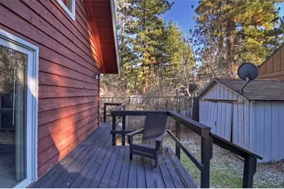 1018 Robinhood Boulevard, Big Bear City, CA 92314 - Photo 30