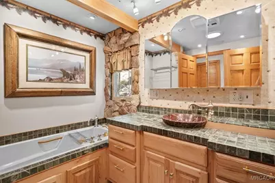 38855 Big Bear Boulevard, Big Bear Lake, CA 92315 - Photo 16