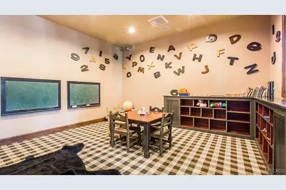 40671 Village Drive #15B, Big Bear Lake, CA 92315 - Photo 8