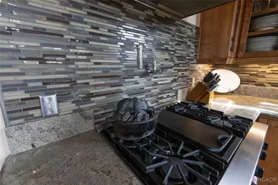 39255 Seminole Drive, Fawnskin, CA 92333 - Photo 12