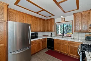 42748 Haupstrasse Dr, Big Bear City, CA 92315 - Photo 10