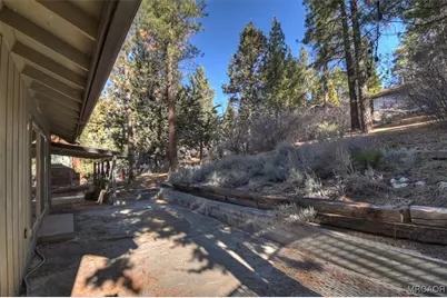 383 Catalina Road, Big Bear Lake, CA 92315 - Photo 32