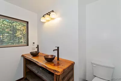 383 Catalina Road, Big Bear Lake, CA 92315 - Photo 18