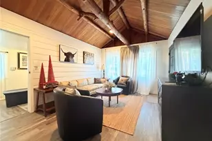 926 Kuffle Canyon Rd, Cedar Glen, CA 92385 - Photo 20