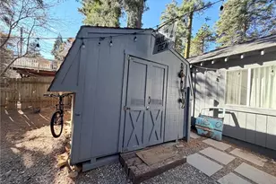 926 Kuffle Canyon Rd, Cedar Glen, CA 92385 - Photo 10