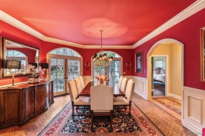 699 Brentwood Drive, Lake Arrowhead, CA 92352 - Photo 2